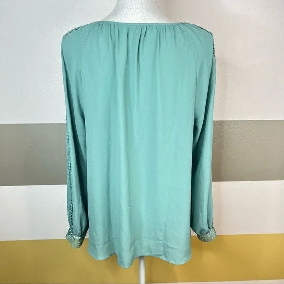 2/$25 Loft Sea Foam Green Business Casual Lightweight Feminine Pretty Blouse M - Picture 9 of 13